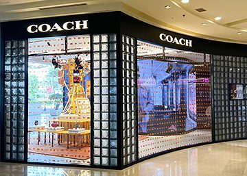 Menikmati Pengalaman Kemewahan di Boutique Coach Grand Indonesia
